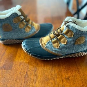 Sorel out and about boots